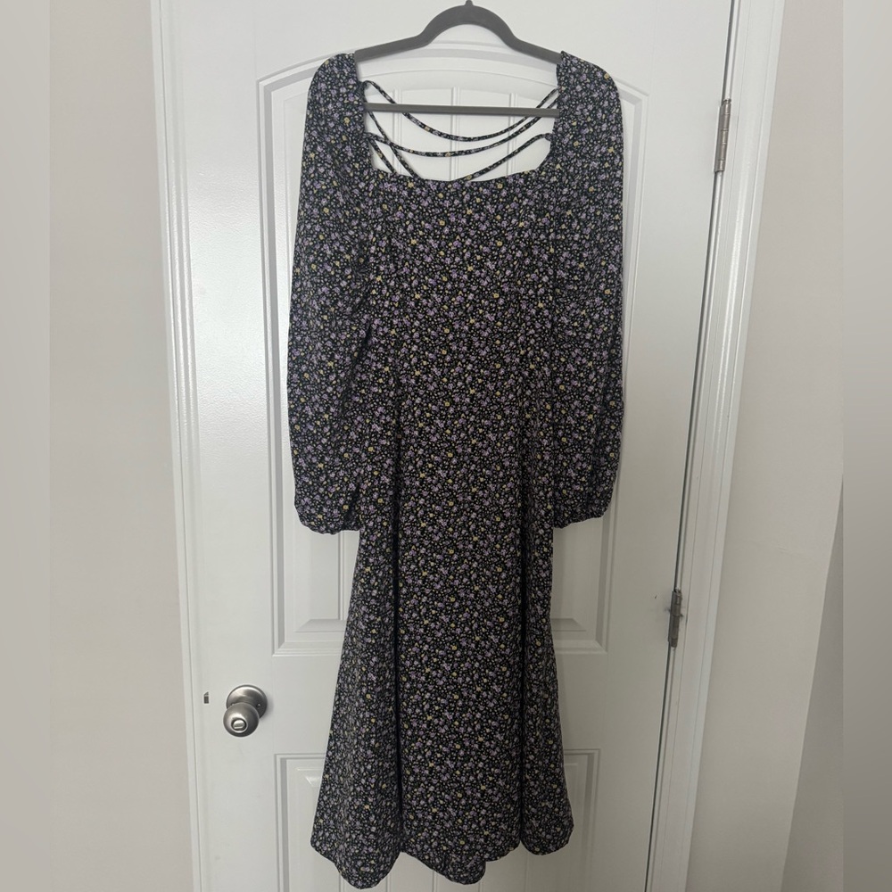 Chic Black Floral Long Sleeve Dress